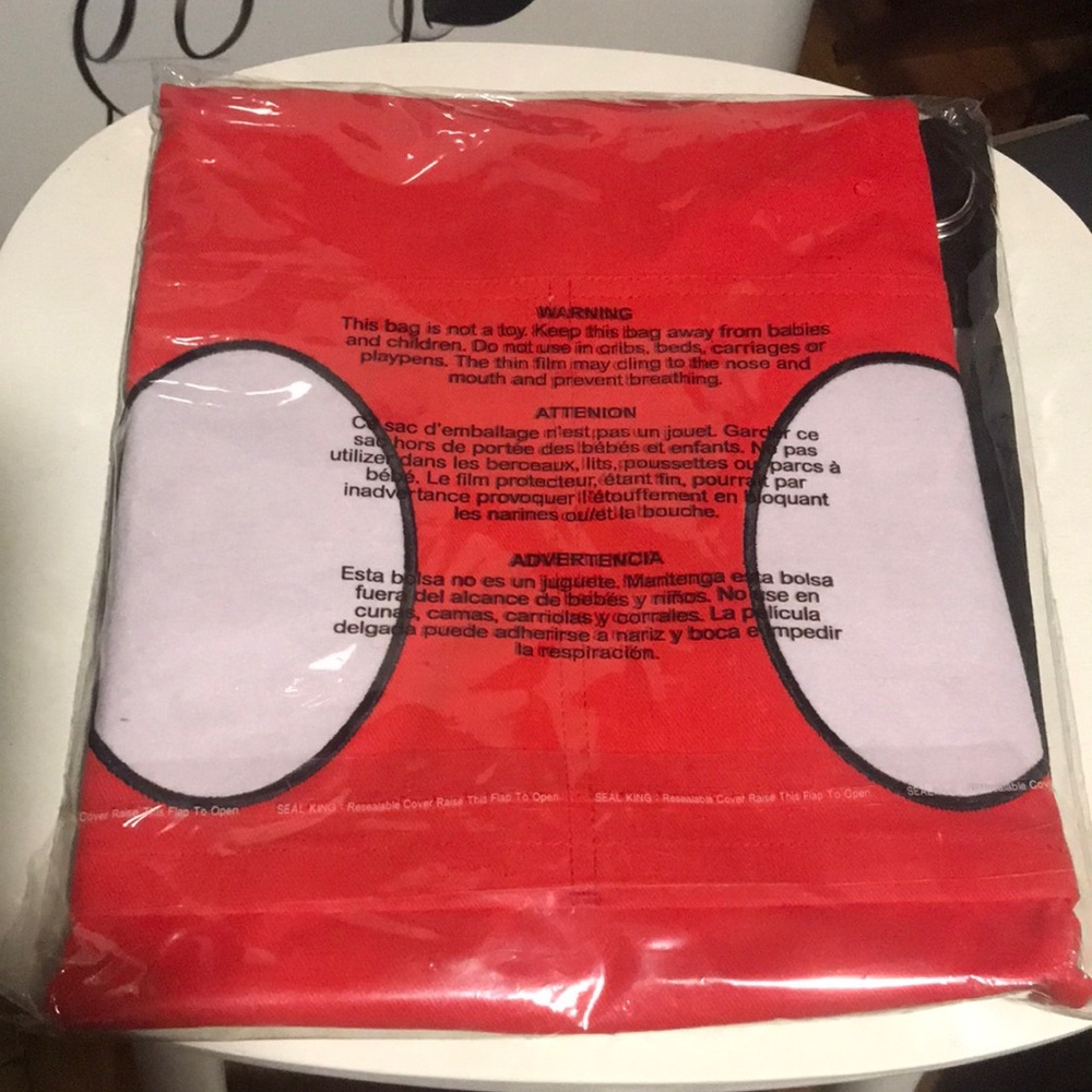 Williams Sonoma Mickey Mouse adult apron - Picture 2 of 6